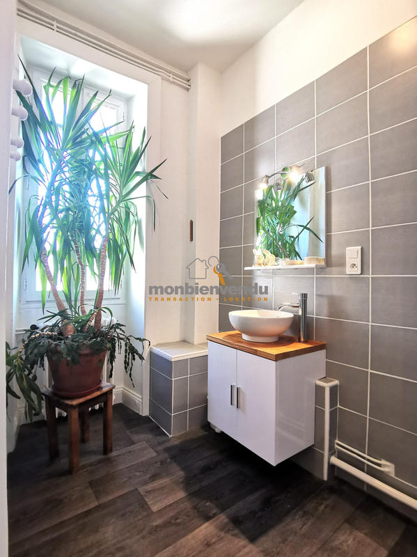 Appartement - 152 m² - 5 pièces