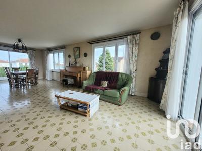 Maison - 190 m² - 8 pièces