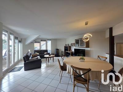 Maison - 360 m² - 10 pièces