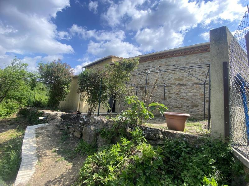 Maison en pierre - 82 m² - 4 pièces