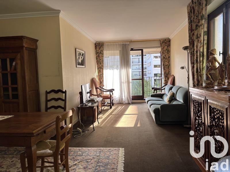 Appartement - 90 m² - 4 pièces