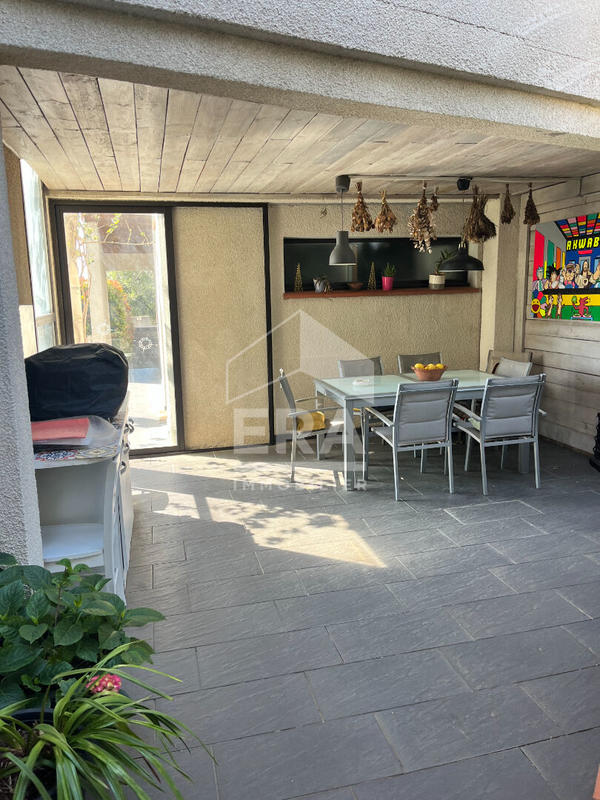 Villa - 103 m² - 5 pièces