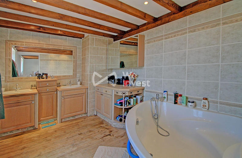 Maison ancienne - 194 m² - 7 pièces