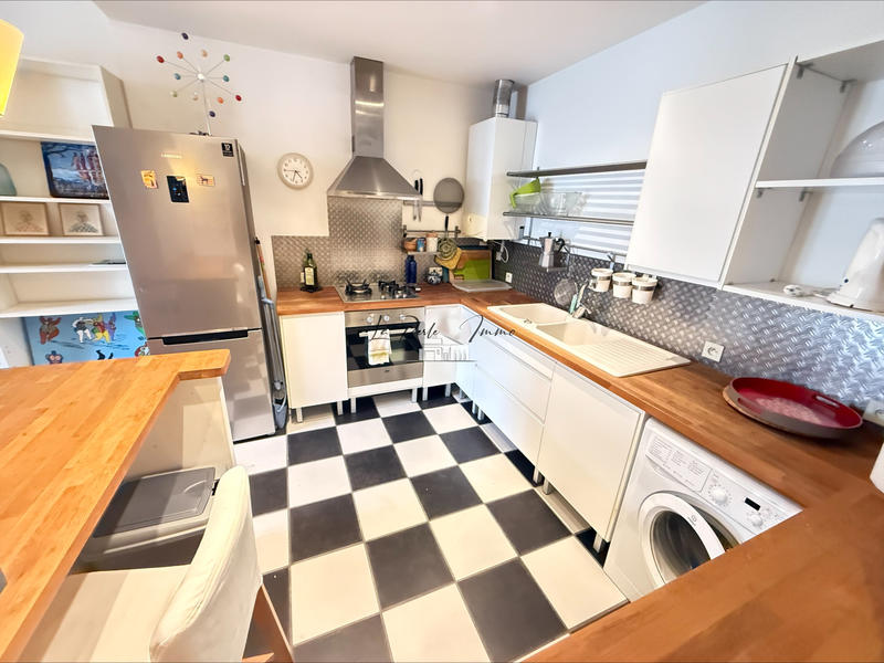 Appartement - 60 m² - 2 pièces