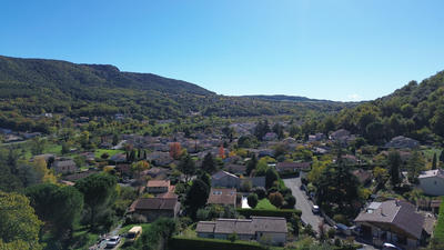 Maison - 231 m² - 10 pièces