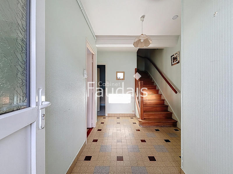 Maison - 99 m² - 4 pièces