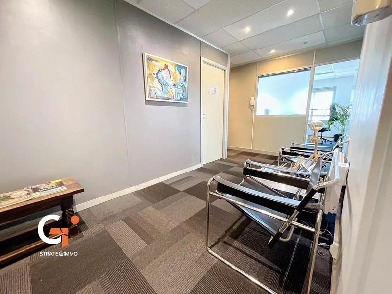 Immeuble - 178 m² - 7 pièces