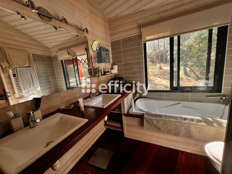 Maison - 100 m² - 5 pièces