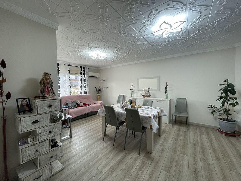 Maison de ville - 131 m² - 6 pièces