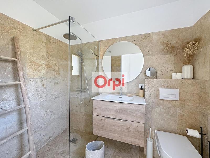 Maison - 163 m² - 5 pièces