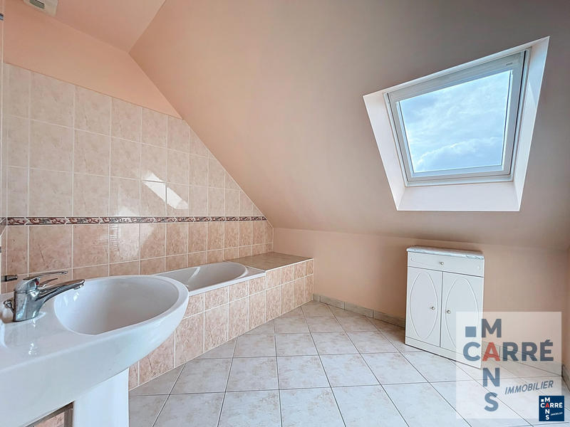 Maison contemporaine - 127 m² - 6 pièces