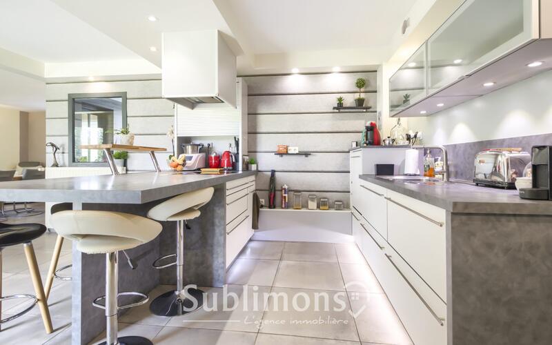 Maison - 140 m² - 4 pièces