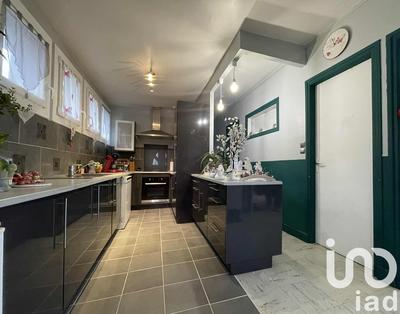 Maison de maîtres - 180 m² - 7 pièces