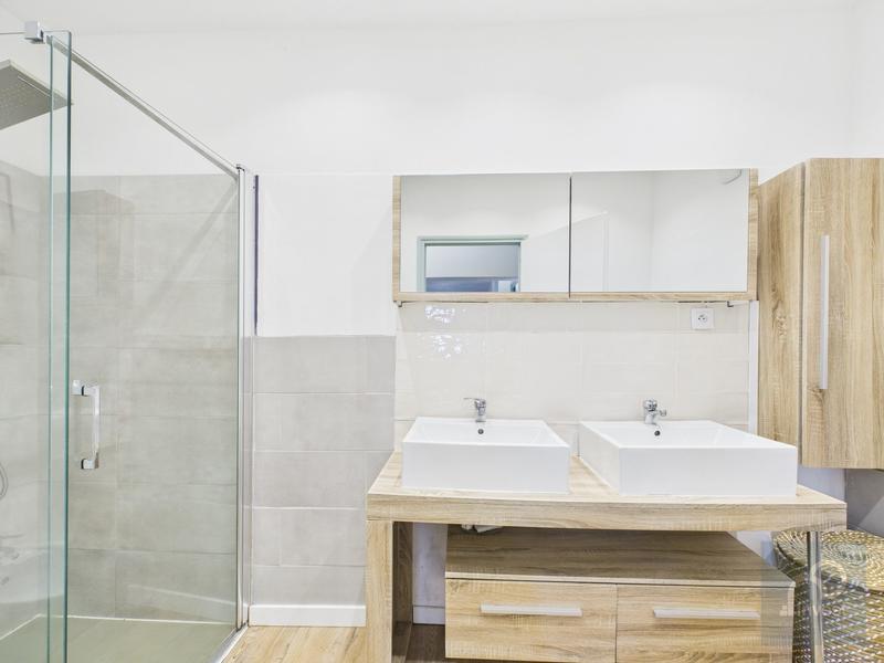 Villa - 204 m² - 6 pièces