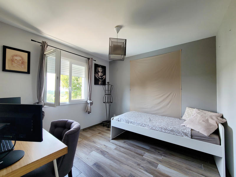 Maison - 103 m² - 4 pièces