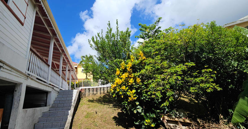 Maison - 94 m² - 4 pièces