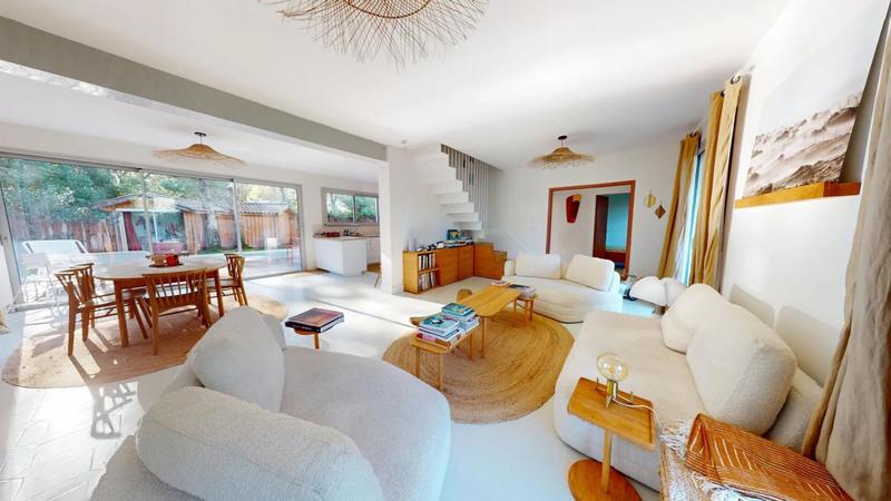 Villa - 135 m² - 6 pièces