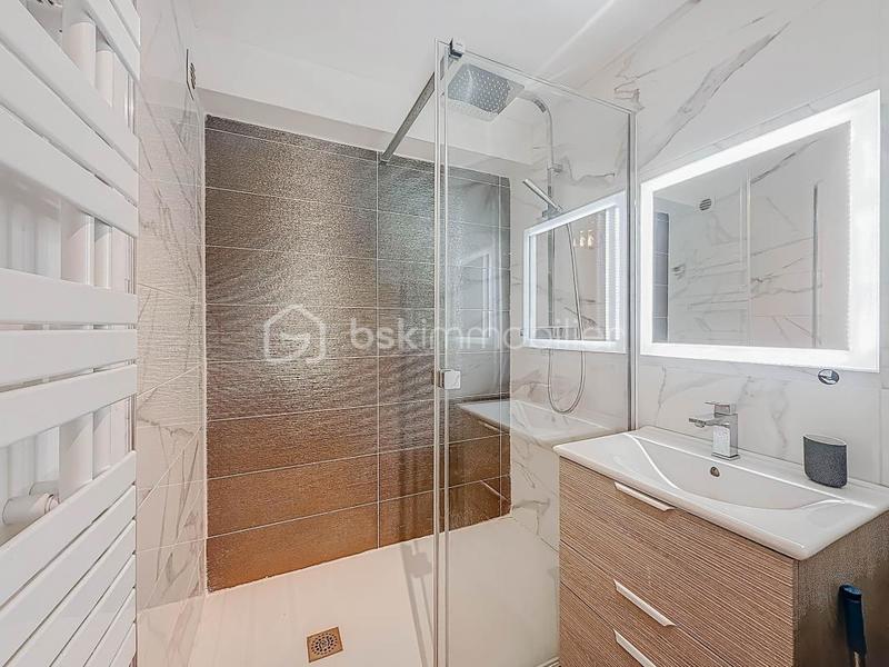 Studio - 32 m² - 1 pièce