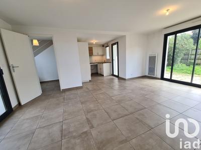 Maison - 121 m² - 6 pièces