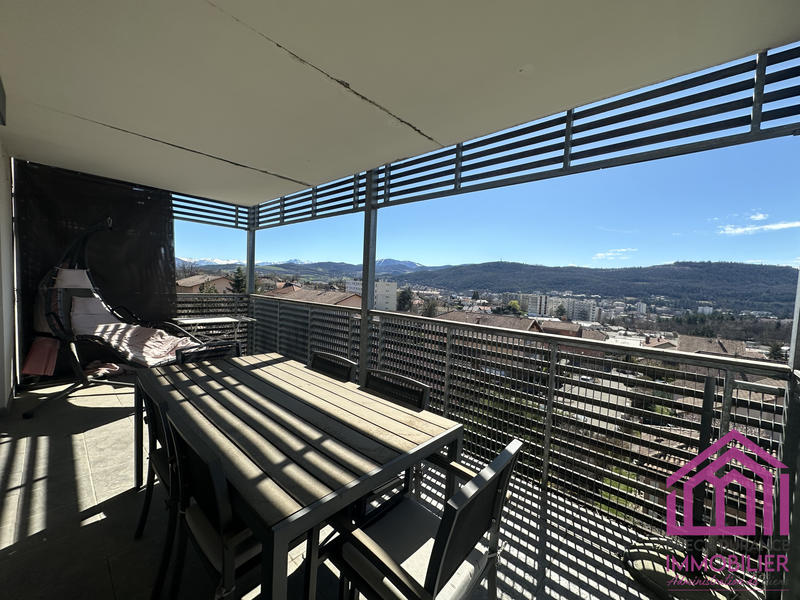 Appartement - 100 m² - 4 pièces