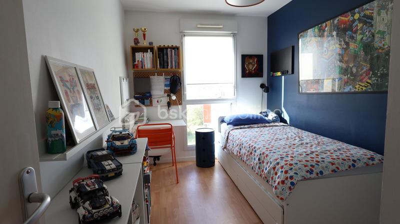 Appartement - 77 m² - 4 pièces