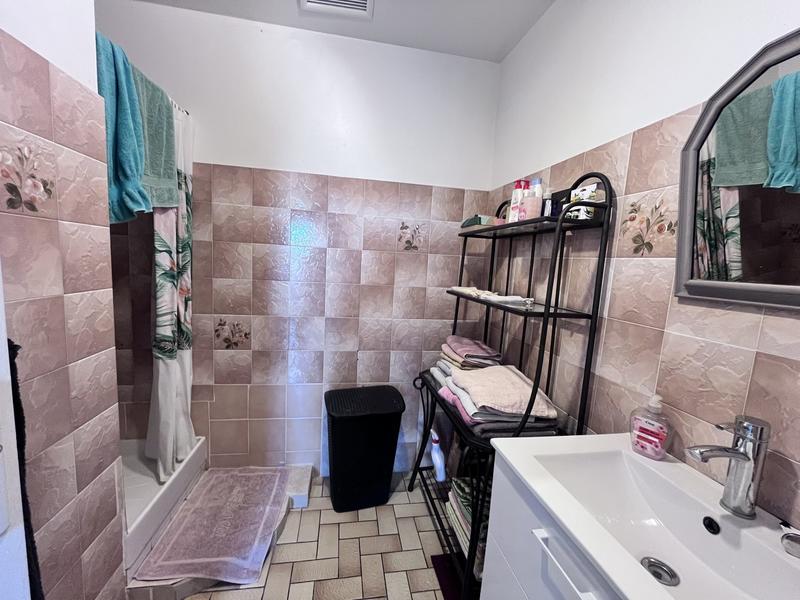 Maison traditionnelle - 151 m² - 6 pièces