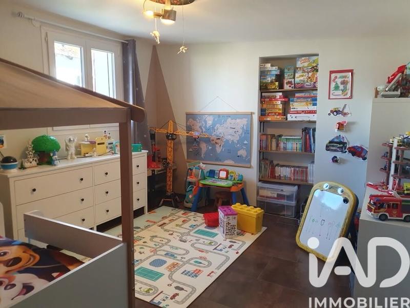 Maison - 196 m² - 10 pièces