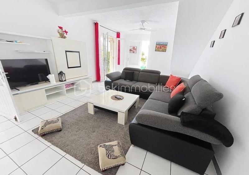 Maison - 200 m² - 7 pièces