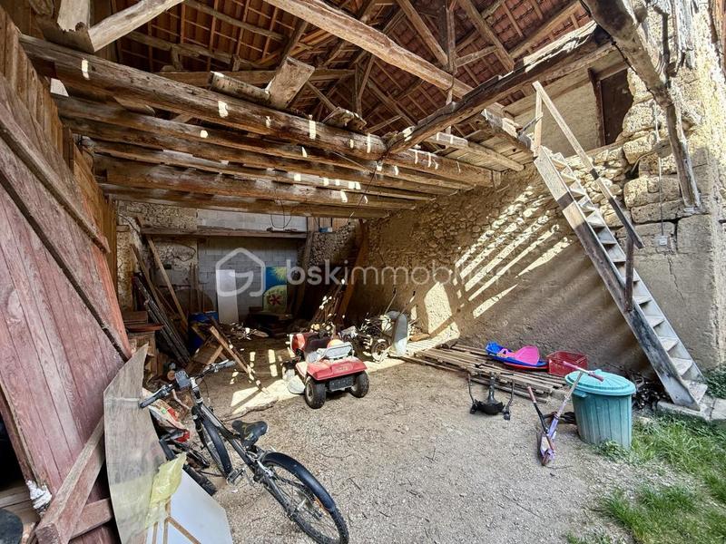 Propriété - 278 m² - 7 pièces