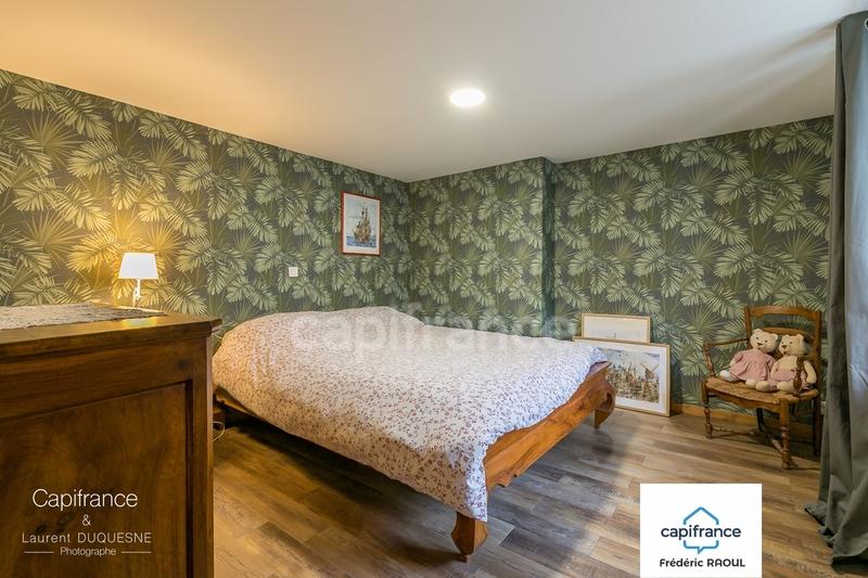 Maison - 424 m² - 10 pièces