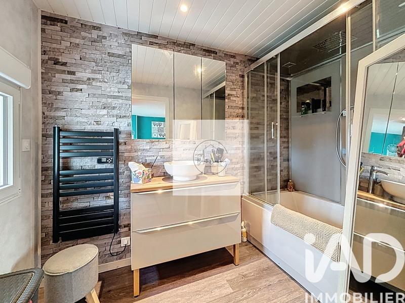 Maison - 206 m² - 10 pièces