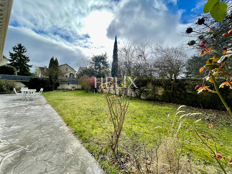 Maison - 170 m² - 6 pièces