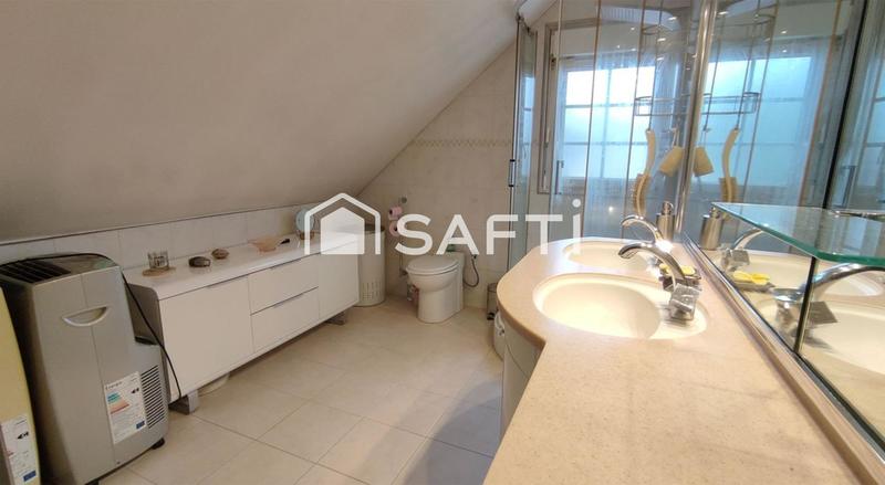 Maison de ville - 96 m² - 4 pièces