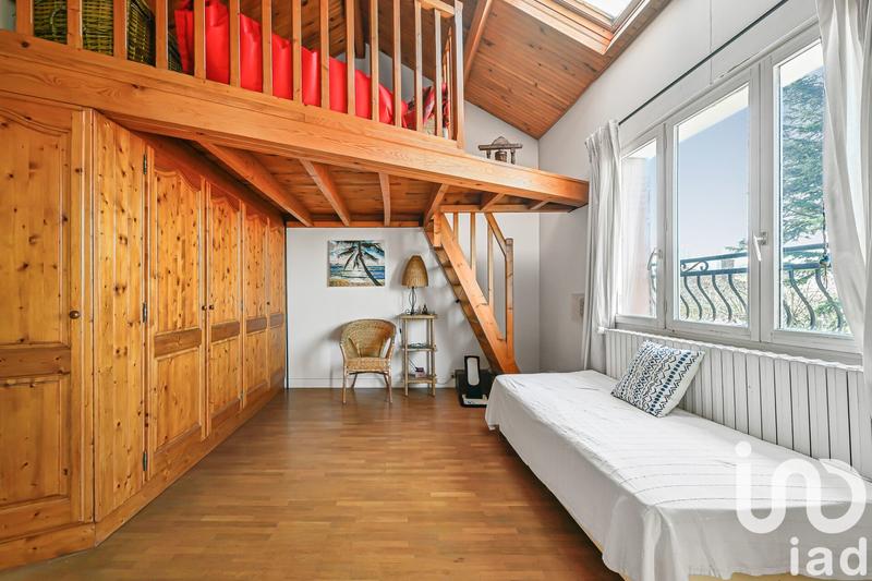 Maison - 170 m² - 7 pièces