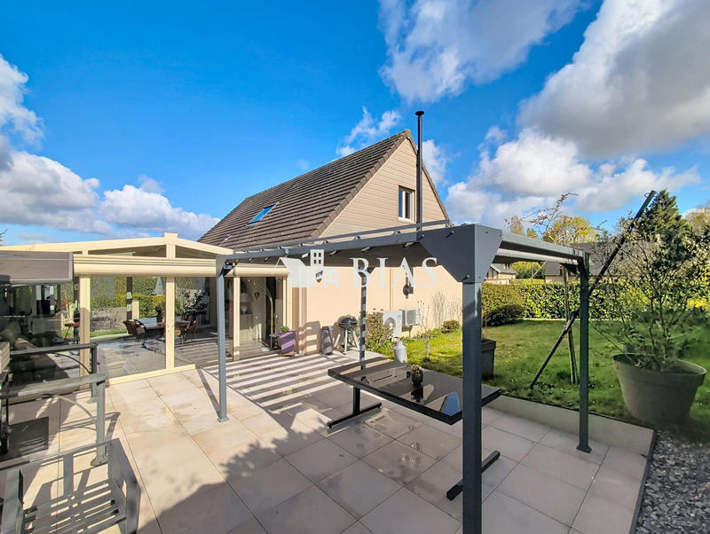 Maison - 159 m² - 5 pièces