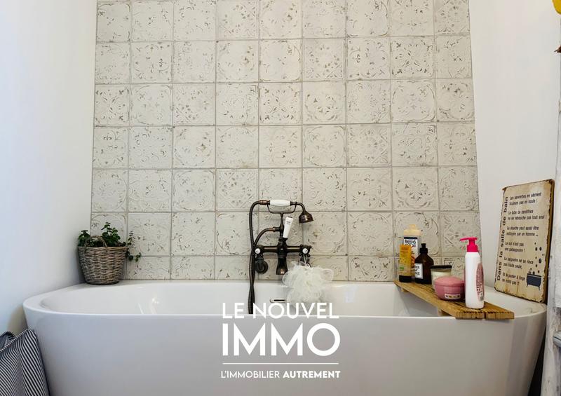 Maison - 104 m² - 4 pièces