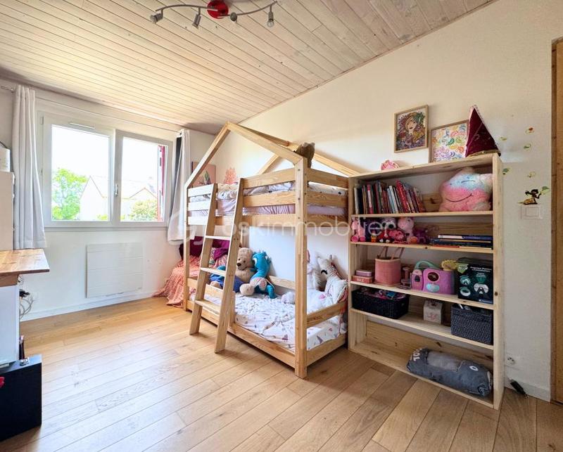 Maison - 146 m² - 8 pièces