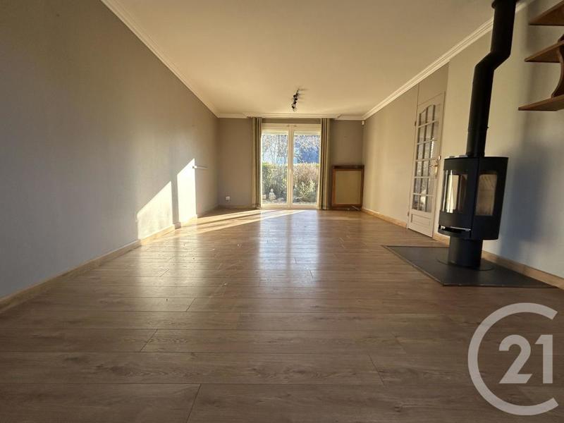 Maison - 96 m² - 5 pièces