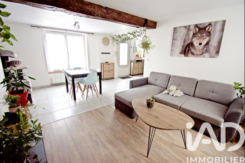 Maison - 98 m² - 5 pièces