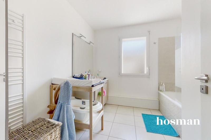 Maison - 80 m² - 4 pièces