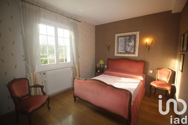 Maison - 187 m² - 7 pièces