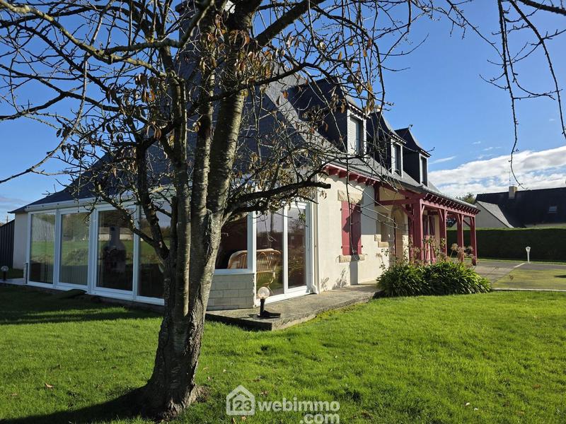 Maison - 187 m² - 7 pièces