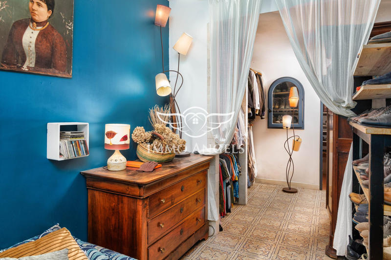 Mas - 575 m² - 21 pièces