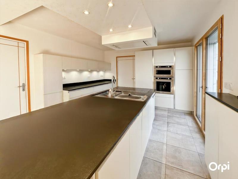 Maison - 150 m² - 5 pièces