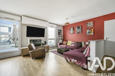 Appartement - 93 m² - 4 pièces