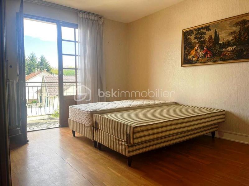 Maison - 152 m² - 7 pièces