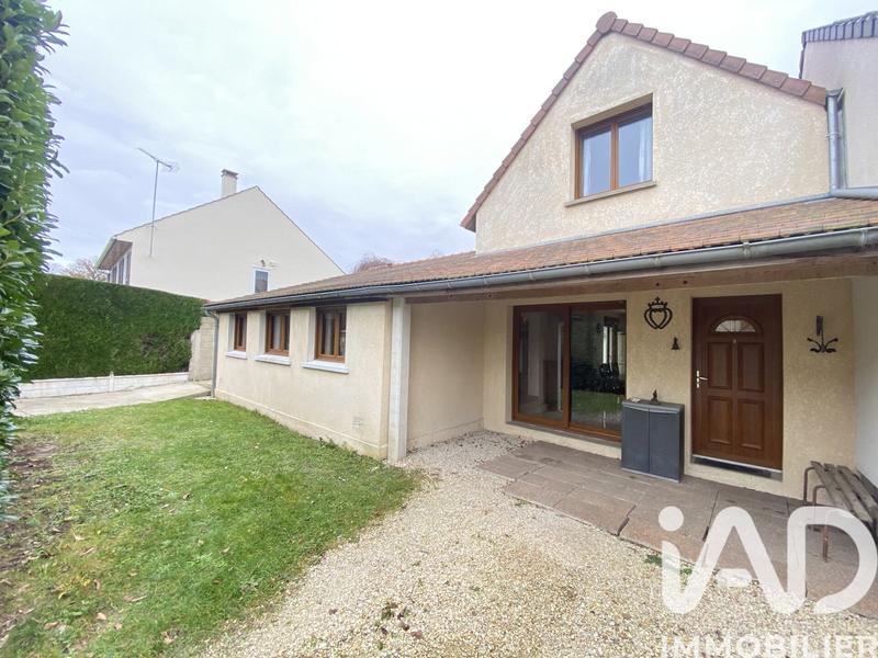 Maison - 104 m² - 5 pièces