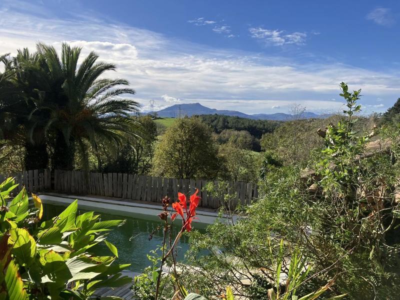 Villa - 180 m² - 6 pièces