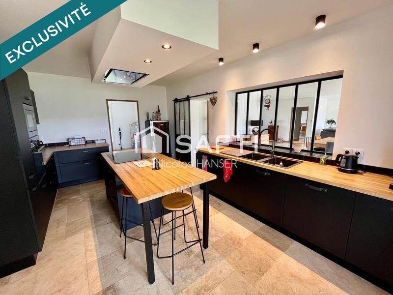 Villa - 276 m² - 9 pièces