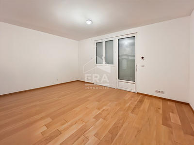 Maison - 143 m² - 5 pièces